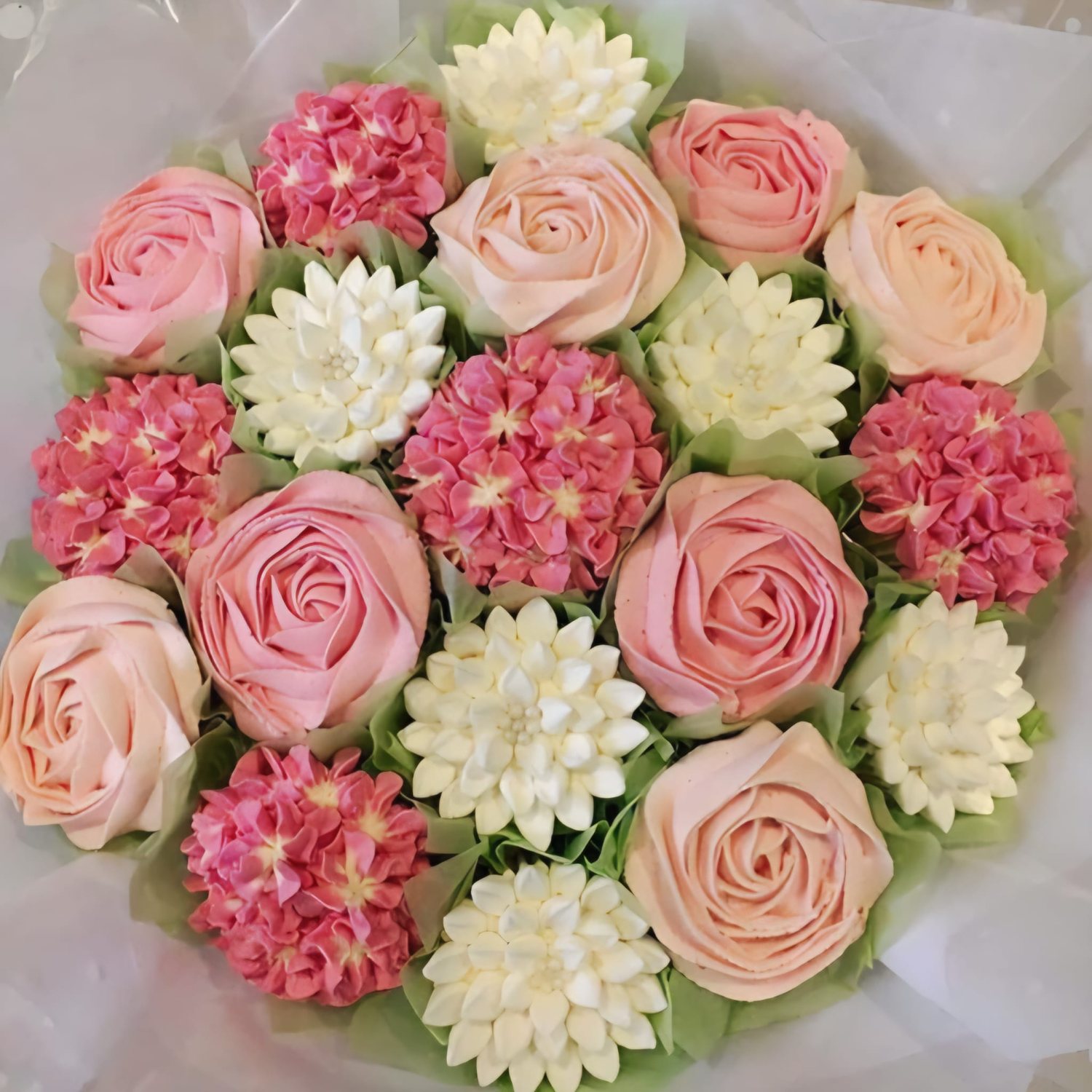 Bouquet de cupcakes décorés à la poche